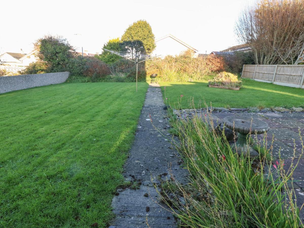 Artro Villa Cemaes Bay Exterior photo