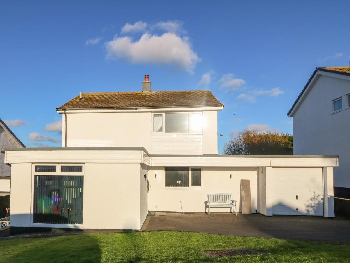 Artro Villa Cemaes Bay Exterior photo