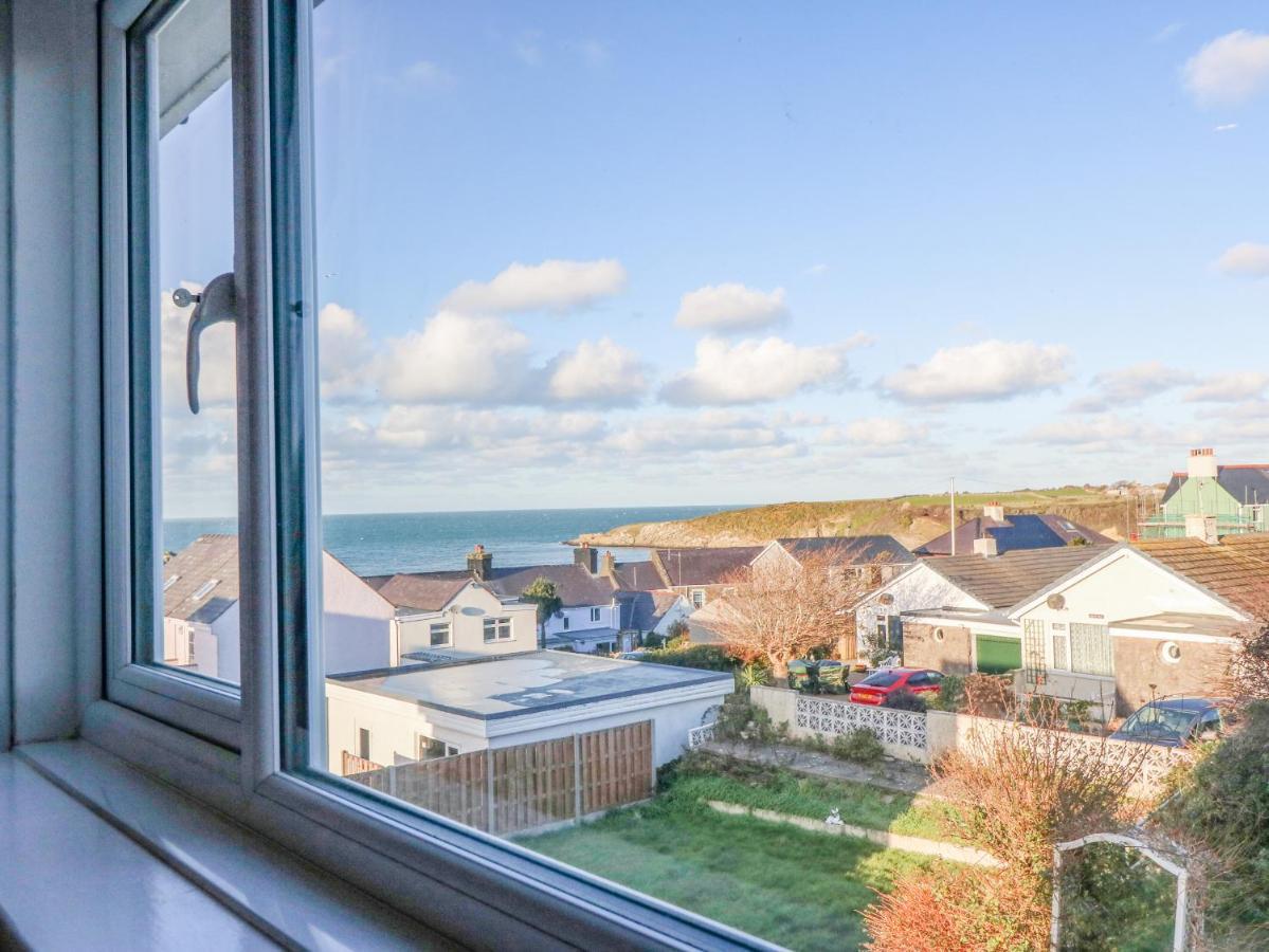 Artro Villa Cemaes Bay Exterior photo